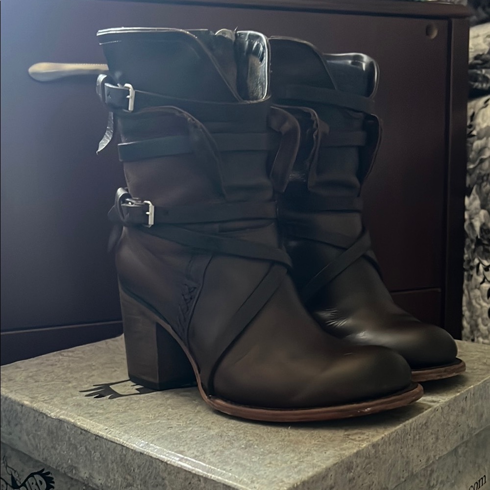 Freebird Black Heeled Boots with Chunky Heel and Straps